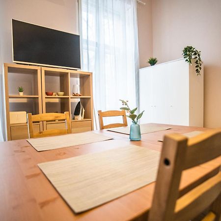 Spacious Apartment In Central קצ'קמט מראה חיצוני תמונה