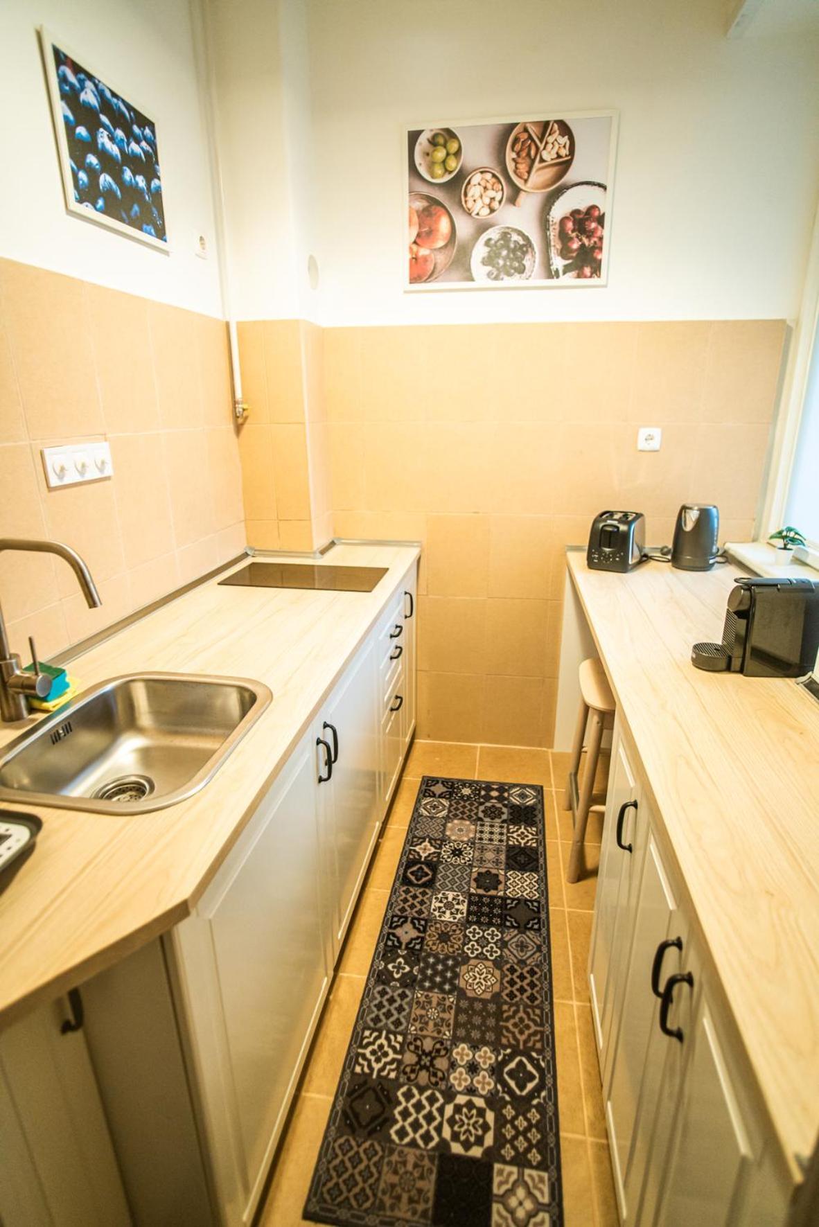 Spacious Apartment In Central קצ'קמט מראה חיצוני תמונה